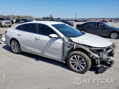 Czwarte zdjęcie samochodu z boku: 2017 CHEVROLET MALIBU LT VIN:1G1ZE5ST1HF121814 - miniatura