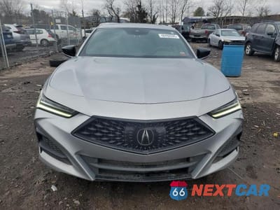 Piąte zdjęcie samochodu w środku: 2021 ACURA TLX TECH A VIN:19UUB6F55MA011918 - miniatura