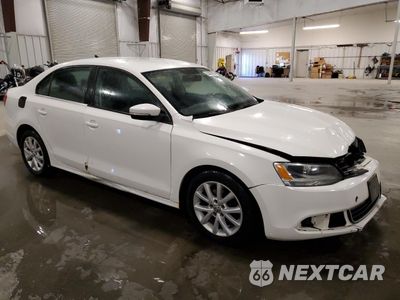 Czwarte zdjęcie samochodu z boku: 2013 VOLKSWAGEN JETTA SE VIN:3VWDX7AJ1DM427149 - miniatura