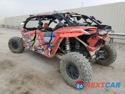 Trzecie zdjęcie samochodu z tyłu: 2022 CAN-AM MAVERICK X3 MAX X RS TURBO RR VIN:3JBVNAV26NE000951 - miniatura