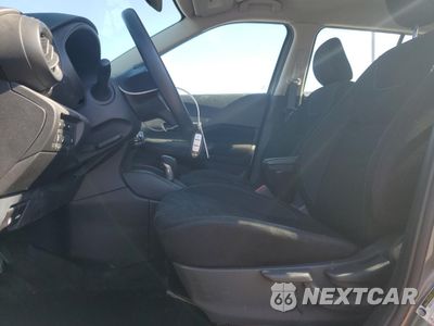 Zdjęcie 7 z 16 samochodu: 2022 NISSAN KICKS S VIN:3N1CP5BV9NL519642 - miniatura