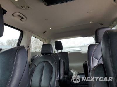 Zdjęcie 10 z 16 samochodu: 2017 CHRYSLER PACIFICA TOURING L VIN:2C4RC1BG9HR733650 - miniatura