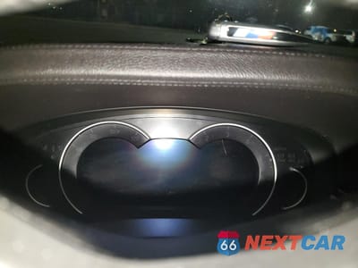 Zdjęcie 9 z 12 samochodu: 2018 BMW M550XI VIN:WBAJB9C55JG463848 - miniatura