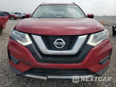 Piąte zdjęcie samochodu w środku: 2017 NISSAN ROGUE S VIN:JN8AT2MT2HW386235 - miniatura