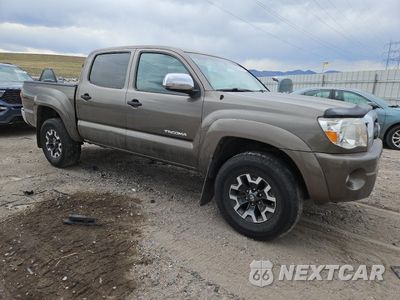 Czwarte zdjęcie samochodu z boku: 2011 TOYOTA TACOMA DOUBLE CAB PRERUNNER VIN:3TMJU4GN8BM118993 - miniatura