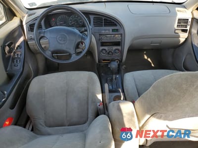 Zdjęcie 8 z 14 samochodu: 2002 HYUNDAI ELANTRA GLS VIN:KMHDN45D22U399216 - miniatura