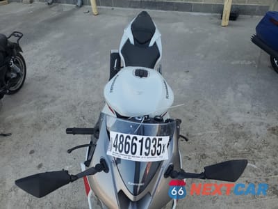 Piąte zdjęcie samochodu w środku: 2024 KAWASAKI ZX636 K VIN:JKBZXJK13RA000313 - miniatura