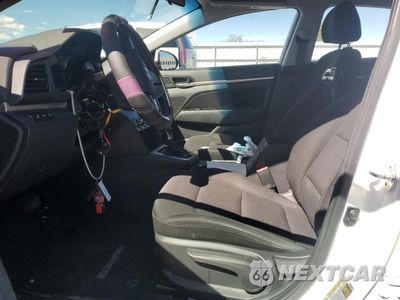 Zdjęcie 7 z 12 samochodu: 2020 HYUNDAI ELANTRA SEL VIN:5NPD84LF1LH532463 - miniatura