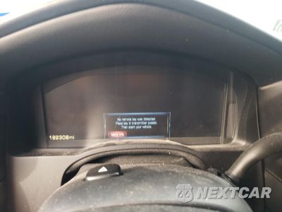 Zdjęcie 9 z 13 samochodu: 2015 CADILLAC ESCALADE PREMIUM VIN:1GYS4CKJ5FR290965 - miniatura