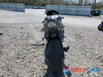 Czwarte zdjęcie samochodu z boku: 2007 YAMAHA YZFR6 L VIN:JYARJ12E17A013309 - miniatura