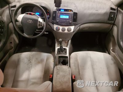 Zdjęcie 8 z 14 samochodu: 2009 HYUNDAI ELANTRA GLS VIN:KMHDU46D19U634751 - miniatura