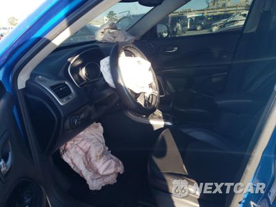 Zdjęcie 7 z 13 samochodu: 2018 JEEP COMPASS LATITUDE VIN:3C4NJCBB0JT125569 - miniatura