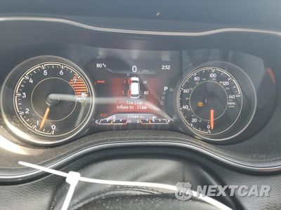 Zdjęcie 9 z 14 samochodu: 2019 JEEP CHEROKEE LIMITED VIN:1C4PJMDXXKD446131 - miniatura
