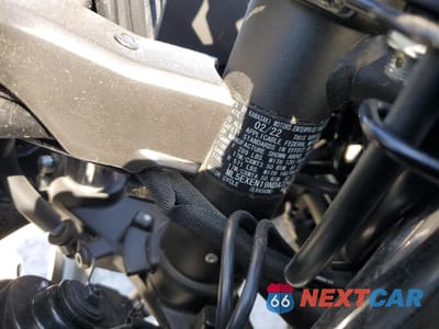 Zdjęcie 9 z 10 samochodu: 2022 KAWASAKI EX650 N VIN:ML5EXEN19NDA72425 - miniatura