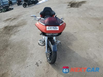 Piąte zdjęcie samochodu w środku: 2017 HARLEY-DAVIDSON FLTRXSE CVO ROAD GLIDE VIN:1HD1TCL11JB958117 - miniatura