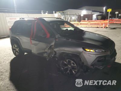 Czwarte zdjęcie samochodu z boku: 2014 JEEP CHEROKEE TRAILHAWK VIN:1C4PJMBS3EW256042 - miniatura