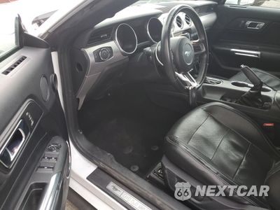 Zdjęcie 8 z 13 samochodu: 2020 FORD MUSTANG VIN:1FATP8UH4L5112093 - miniatura