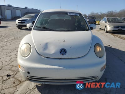 Piąte zdjęcie samochodu w środku: 2003 VOLKSWAGEN NEW BEETLE GL TDI VIN:3VWBP21C03M422129 - miniatura