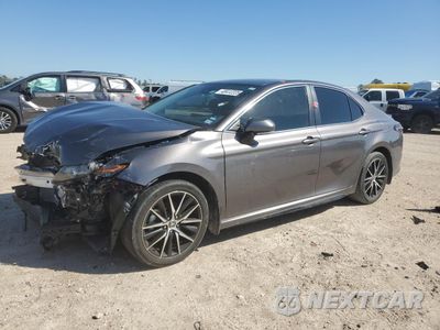 2023 TOYOTA CAMRY SE NIGHT SHADE 4T1G11AK1PU824704 - główne zdjęcie licytacji z USA - miniatura