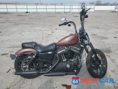 2017 HARLEY-DAVIDSON XL883 IRON 883 1HD4LE210HC425609 - główne zdjęcie licytacji z USA - miniatura