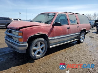 1994 CHEVROLET SUBURBAN K1500 1GNFK16K6RJ324152 - główne zdjęcie licytacji z USA - miniatura