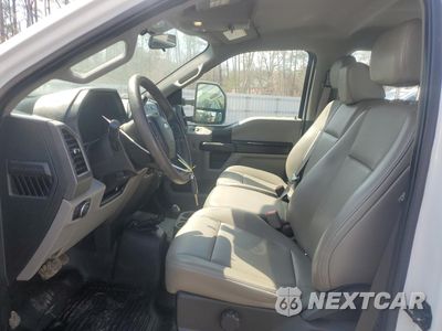 Zdjęcie 7 z 15 samochodu: 2019 FORD F550 SUPER DUTY VIN:1FD0W5HT5KEE89894 - miniatura