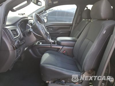 Zdjęcie 7 z 14 samochodu: 2018 NISSAN TITAN SV VIN:1N6AA1E68JN523790 - miniatura