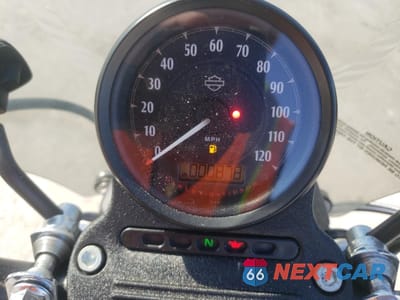 Zdjęcie 7 z 9 samochodu: 2014 HARLEY-DAVIDSON XL883 IRON 883 VIN:1HD4LE21XEC411616 - miniatura