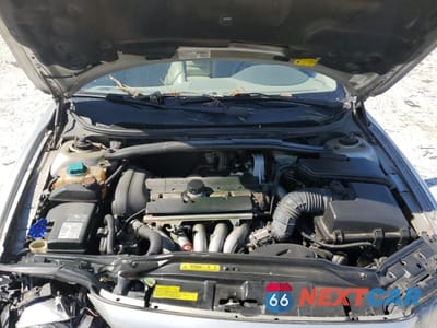 Zdjęcie 11 z 12 samochodu: 2002 VOLVO S60 VIN:YV1RS61R922140194 - miniatura