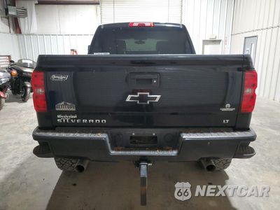 Zdjęcie 6 z 15 samochodu: 2017 CHEVROLET SILVERADO K1500 LT VIN:3GCUKREC9HG234423 - miniatura