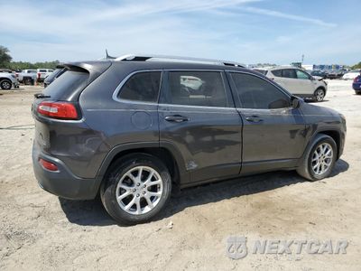 Trzecie zdjęcie samochodu z tyłu: 2017 JEEP CHEROKEE LATITUDE VIN:1C4PJLCB1HW526625 - miniatura