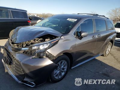2024 TOYOTA SIENNA XLE 5TDJRKEC3RS214189 - główne zdjęcie licytacji z USA - miniatura