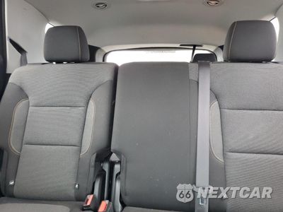 Zdjęcie 10 z 15 samochodu: 2020 CHEVROLET TRAVERSE LS VIN:1GNEVFKW9LJ207424 - miniatura