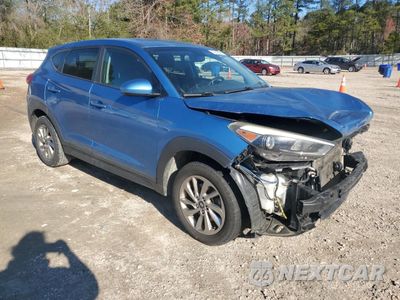 Czwarte zdjęcie samochodu z boku: 2017 HYUNDAI TUCSON SE VIN:KM8J23A44HU473854 - miniatura