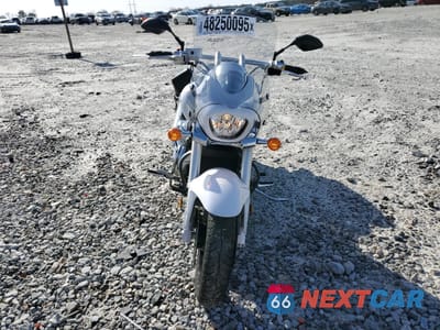 Drugie zdjęcie samochodu z przodu: 2015 SUZUKI VZ1500 VIN:JS1VY55A2F2100119 - miniatura