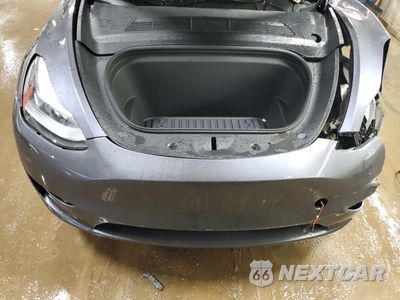 Zdjęcie 11 z 14 samochodu: 2023 TESLA MODEL Y VIN:7SAYGDEE0PF822922 - miniatura