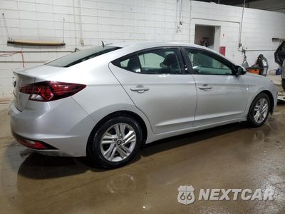 Trzecie zdjęcie samochodu z tyłu: 2020 HYUNDAI ELANTRA SEL VIN:5NPD84LFXLH536415 - miniatura