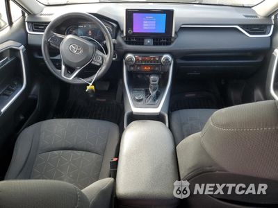 Zdjęcie 8 z 12 samochodu: 2023 TOYOTA RAV4 XLE VIN:4T3RWRFV2PU085104 - miniatura