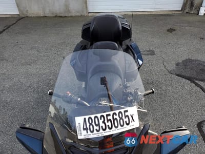Piąte zdjęcie samochodu w środku: 2020 CAN-AM SPYDER ROADSTER RT VIN:2BXNBDD2XLV000348 - miniatura