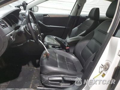 Zdjęcie 7 z 15 samochodu: 2017 VOLKSWAGEN JETTA SE VIN:3VWB67AJ8HM299895 - miniatura