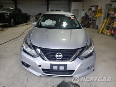 Piąte zdjęcie samochodu w środku: 2018 NISSAN ALTIMA 2.5 VIN:1N4AL3AP7JC237633 - miniatura