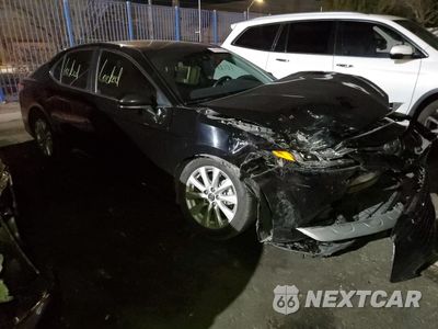 Czwarte zdjęcie samochodu z boku: 2019 TOYOTA CAMRY L VIN:4T1B11HK3KU774056 - miniatura