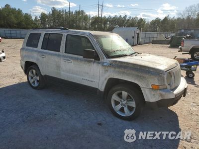Czwarte zdjęcie samochodu z boku: 2016 JEEP PATRIOT LATITUDE VIN:1C4NJPFA1GD794392 - miniatura