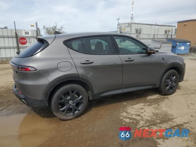 Trzecie zdjęcie samochodu z tyłu: 2024 DODGE HORNET R/T PLUS VIN:ZACPDFDW8R3A16501 - miniatura