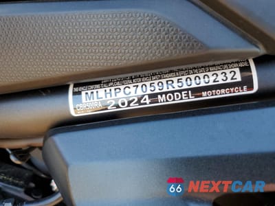 Zdjęcie 9 z 10 samochodu: 2024 HONDA CBR500 RA VIN:MLHPC7059R5000232 - miniatura