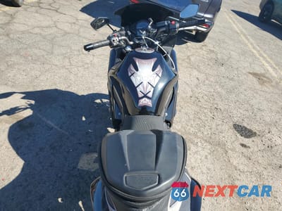 Zdjęcie 6 z 9 samochodu: 2012 KAWASAKI EX650 EC VIN:JKAEXEE18CDA05280 - miniatura