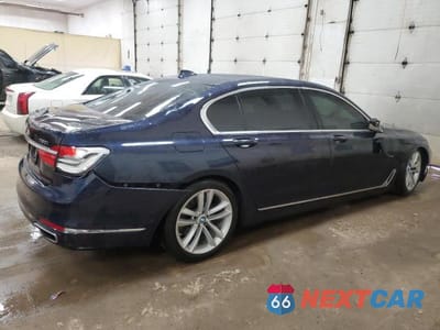 Trzecie zdjęcie samochodu z tyłu: 2018 BMW 750 XI VIN:WBA7F2C53JG423788 - miniatura