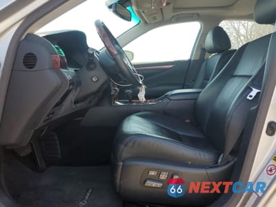 Zdjęcie 7 z 12 samochodu: 2007 LEXUS LS 460 VIN:JTHBL46F175016318 - miniatura