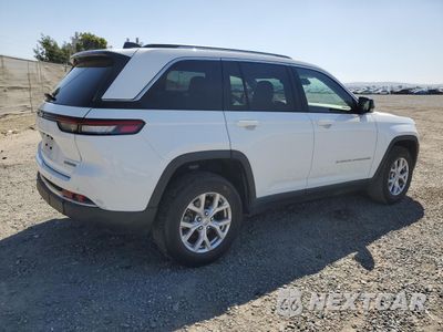 Trzecie zdjęcie samochodu z tyłu: 2022 JEEP GRAND CHEROKEE LIMITED VIN:1C4RJGBG8N8631501 - miniatura