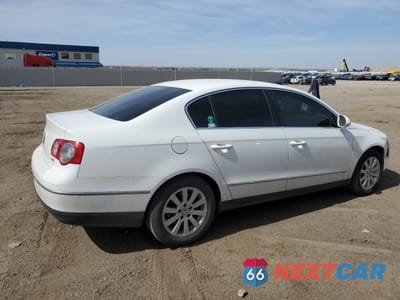 Trzecie zdjęcie samochodu z tyłu: 2008 VOLKSWAGEN PASSAT TURBO VIN:WVWJK73C88P131337 - miniatura